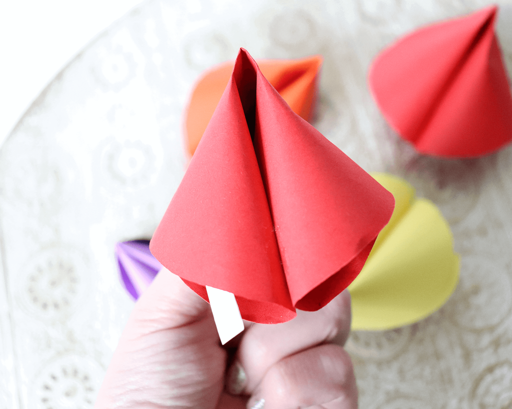 DIY Glückskekse aus Papier für Silvester